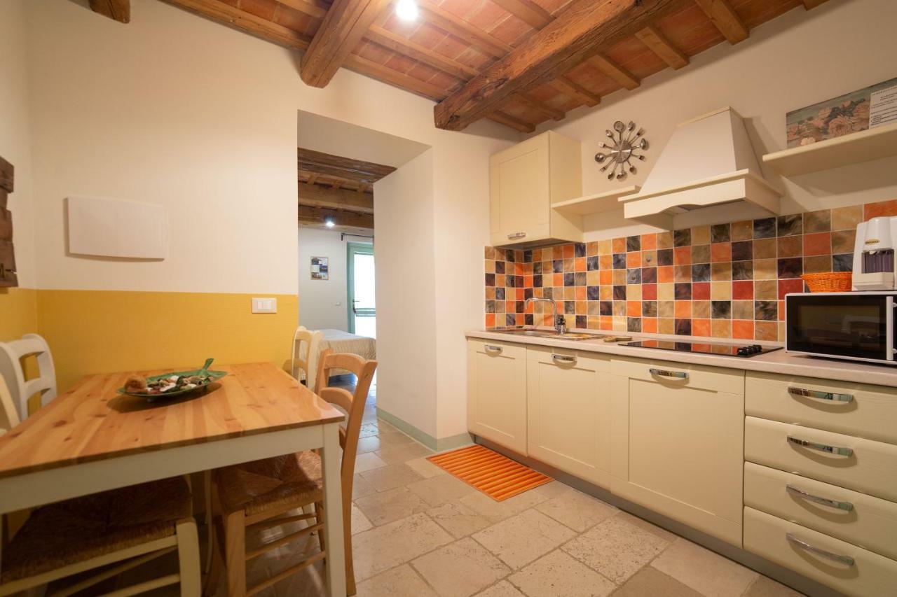 Le Maracla Country House Iesi Exterior photo